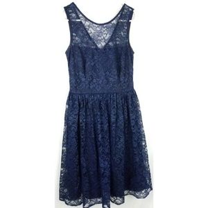 Xscape Women's Lace Dress